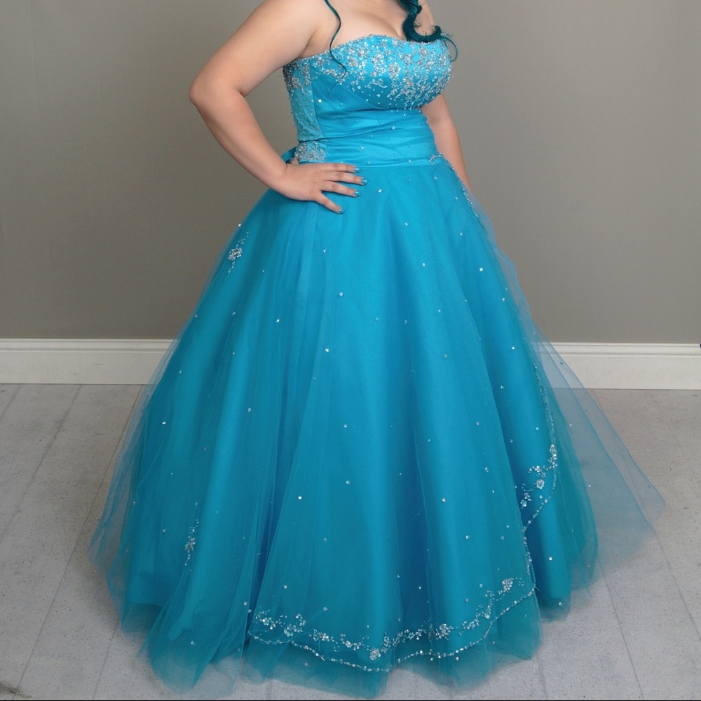 Prom dress